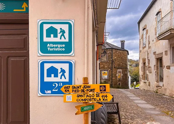 Hotel cerca del colegio: Albergue Mayor